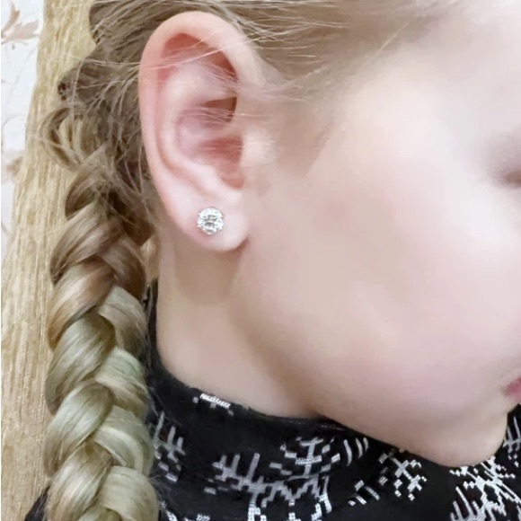 Certified 1CT Moissanite Diamond Stud Earrings Sparkling 925 Sterling Silver - Picture 5 of 12